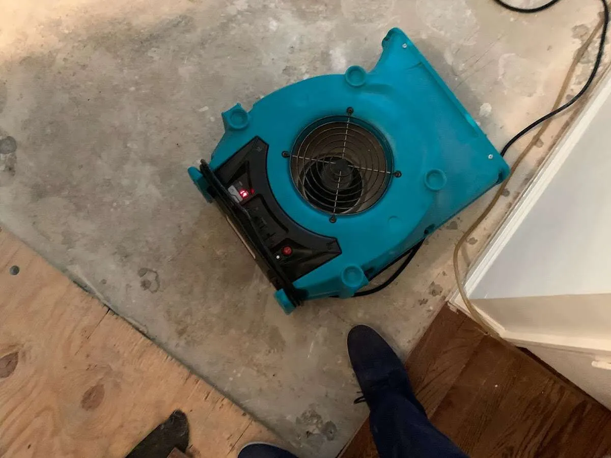 Air mover drying subfloor during Leak Detection & Repair in Prescott Valley