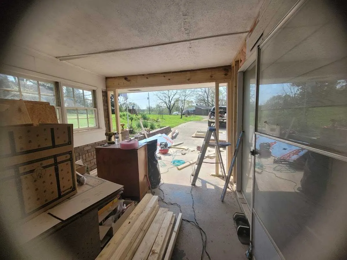 Air movers and dehumidifier for Drying & Dehumidification in Prescott Valley